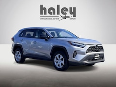 2025 Toyota RAV4 LE SUV