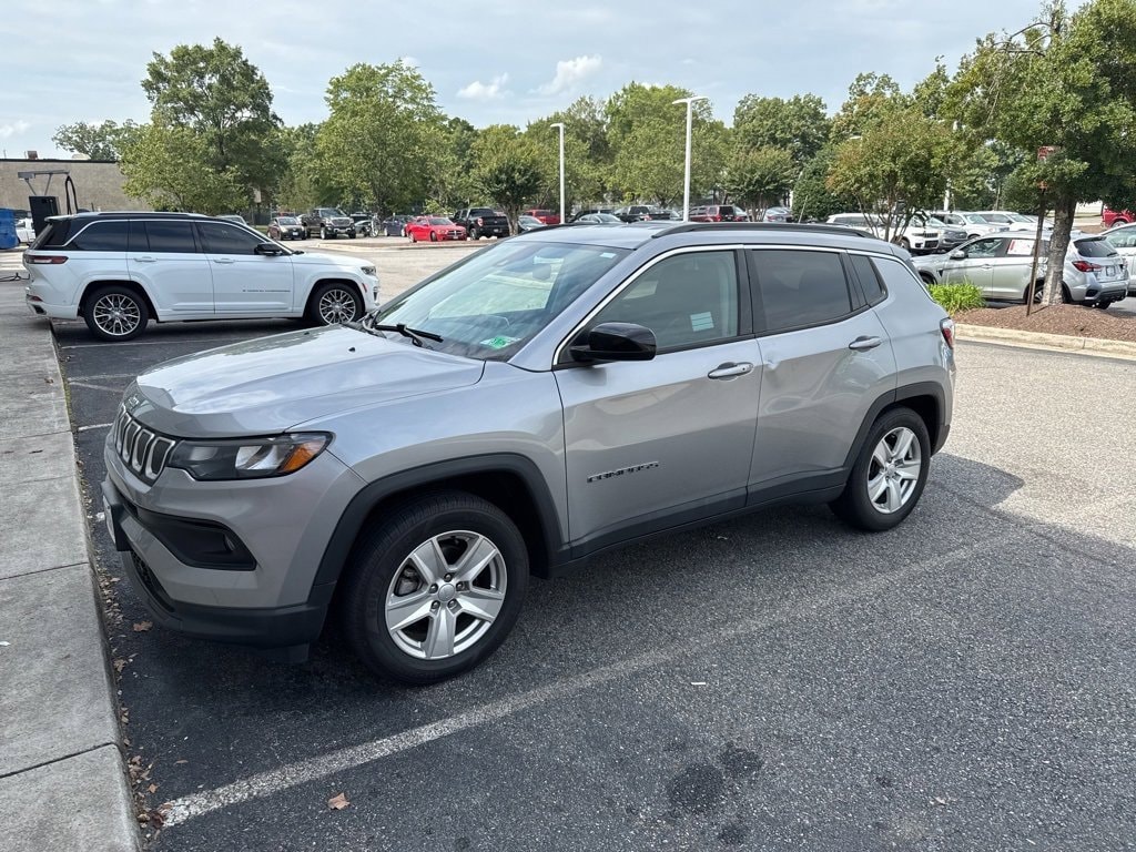 Used 2022 Jeep Compass Latitude SUV