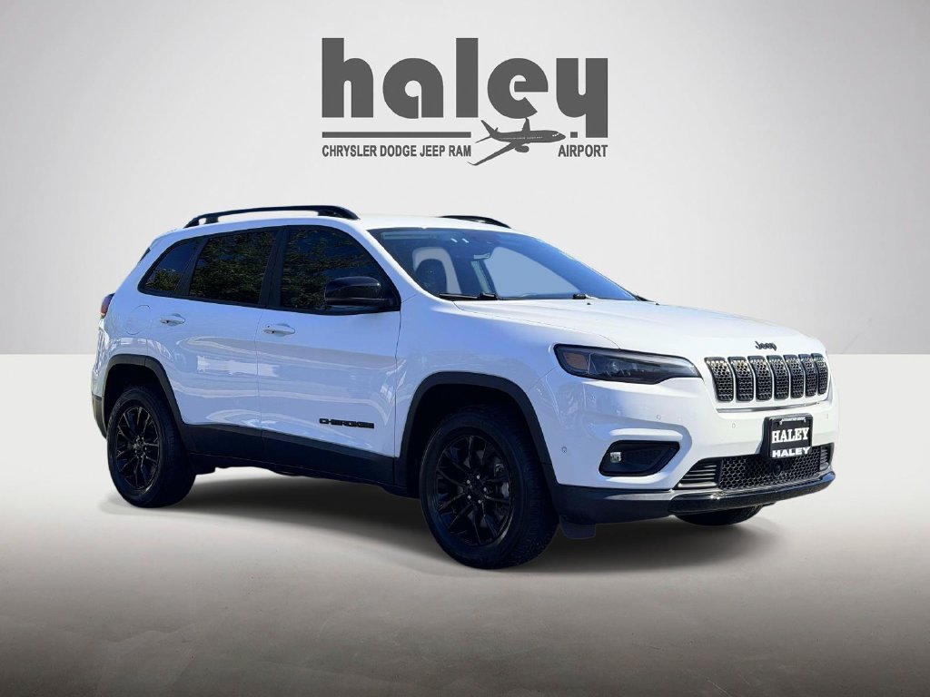 Used 2023 Jeep Cherokee Altitude Lux SUV