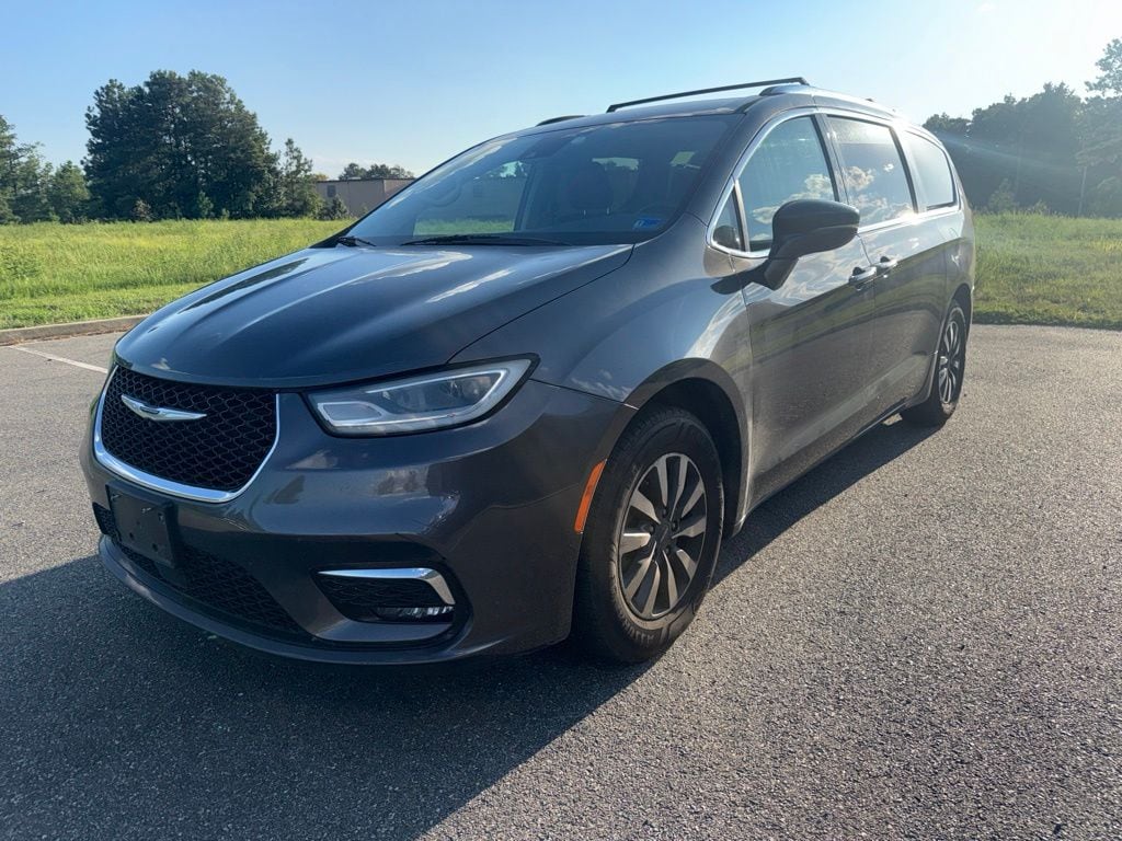 Used 2021 Chrysler Pacifica Touring L Van Passenger Van