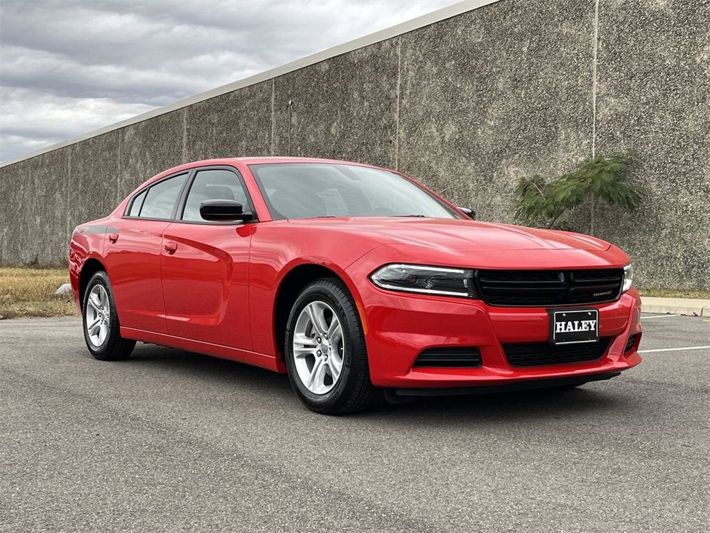 2023 Dodge Charger SXT photo 2