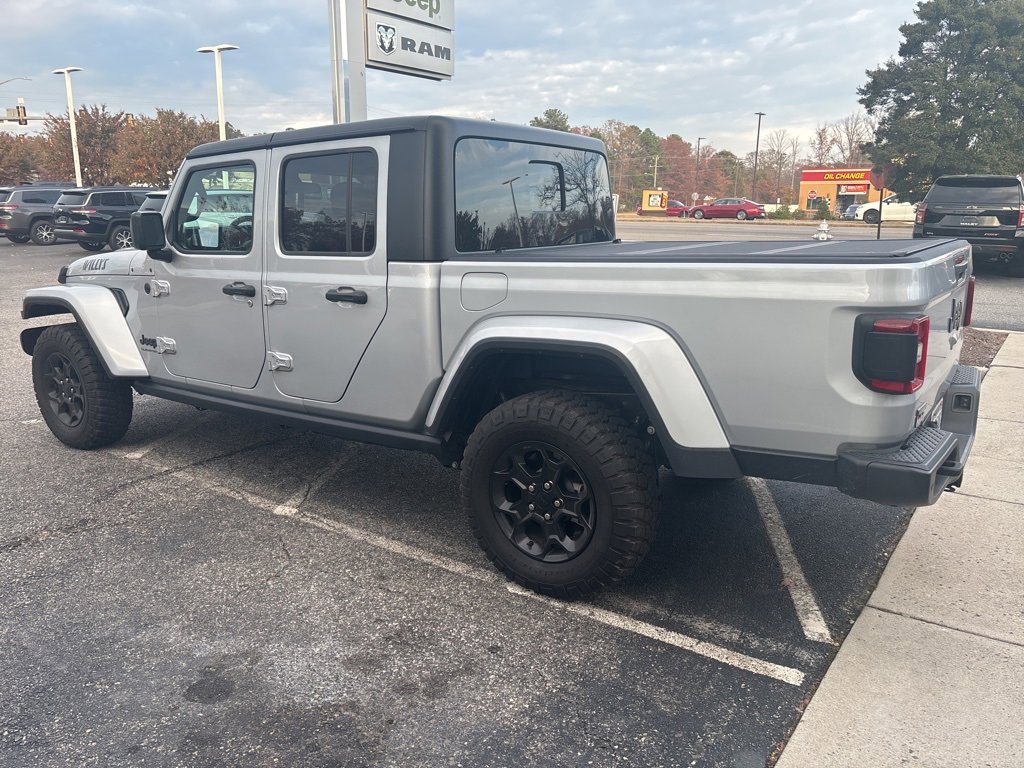 2023 Jeep Gladiator Sport photo 3