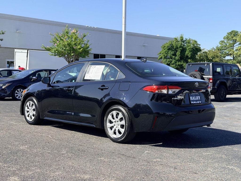 Used 2025 Toyota Corolla LE Sedan