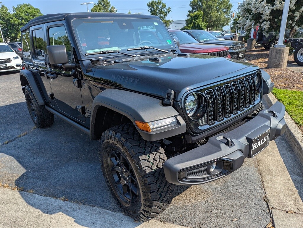 2025 Jeep Wrangler Willys photo 2