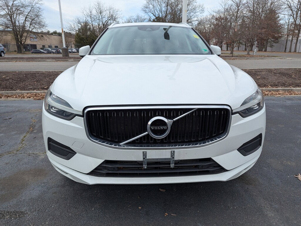 Used 2021 Volvo XC60 T5 Momentum SUV
