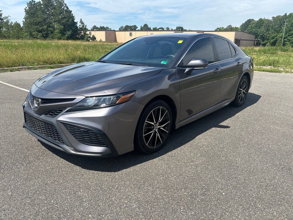 Used 2024 Toyota Camry SE Sedan