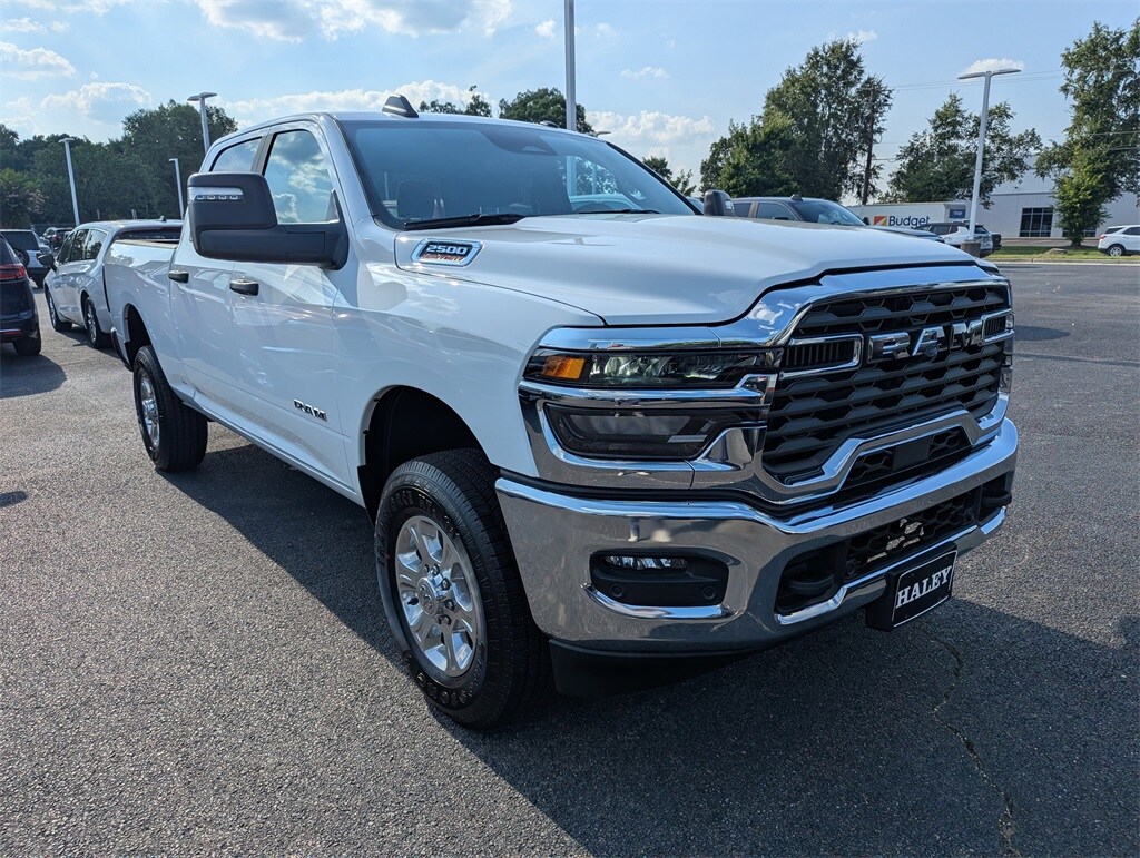 2025 Ram 2500 Big Horn photo 2