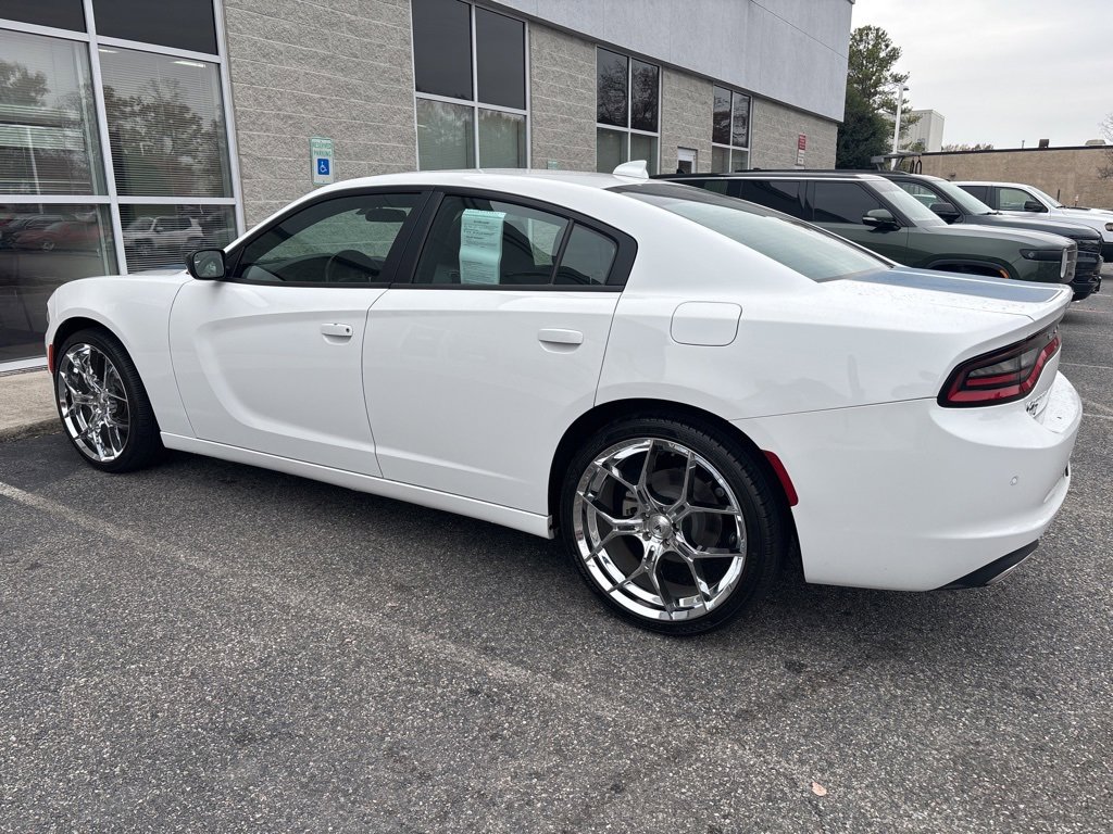 2023 Dodge Charger SXT photo 3