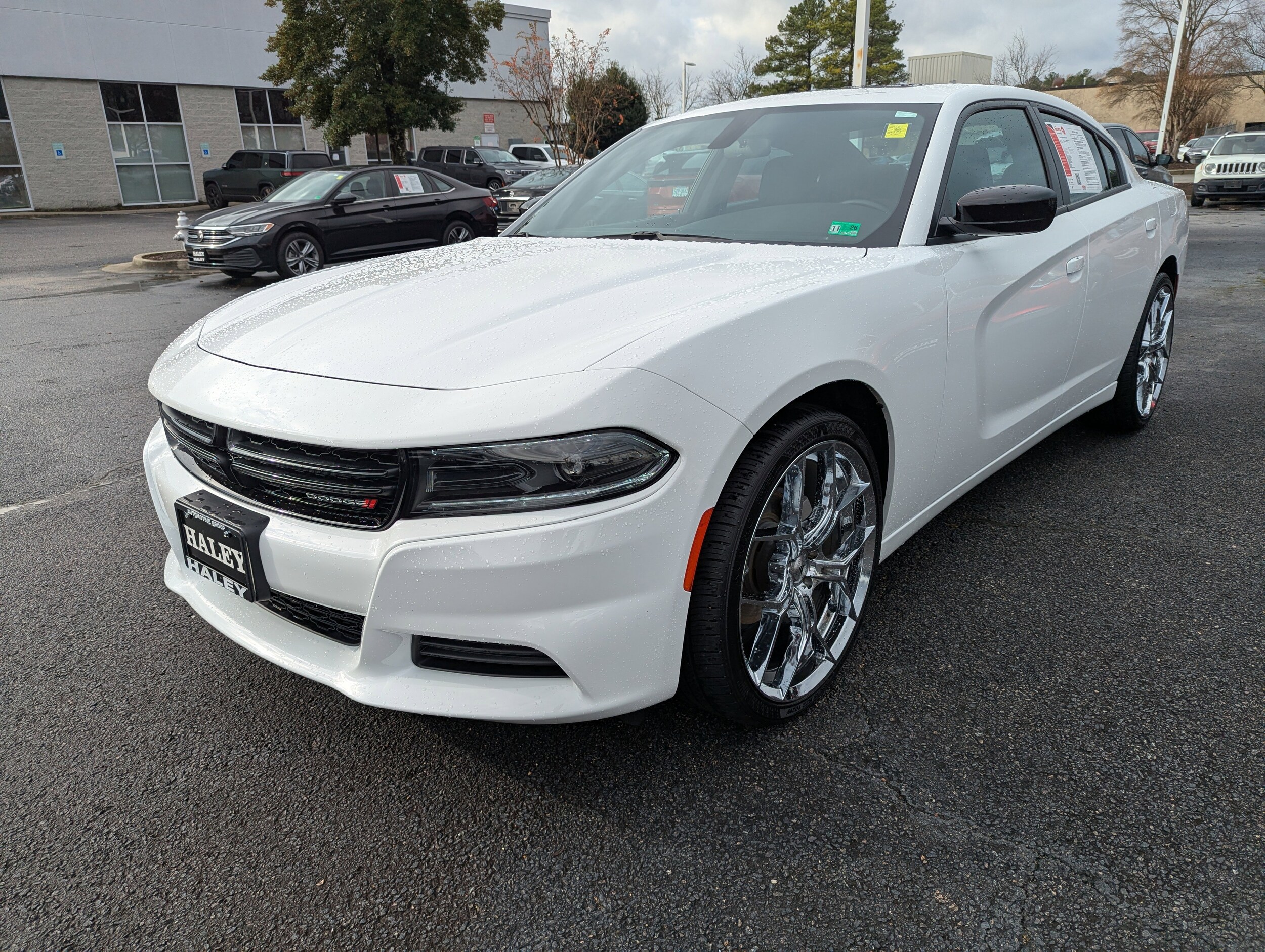 2023 Dodge Charger SXT photo 4