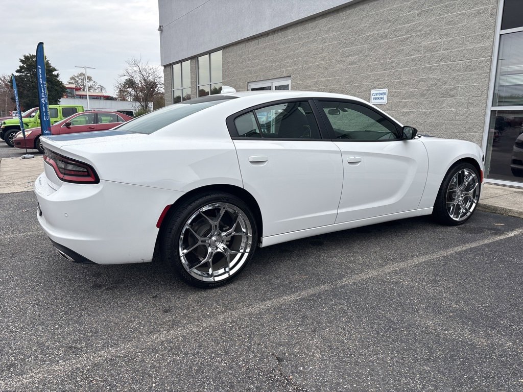 2023 Dodge Charger SXT photo 2