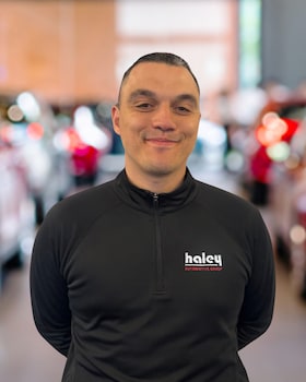 Staff member Xavier Silva from 0235f5666269