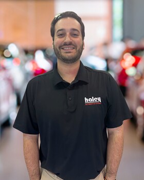 Staff member Mike Decredico from 49eefc2e20f8