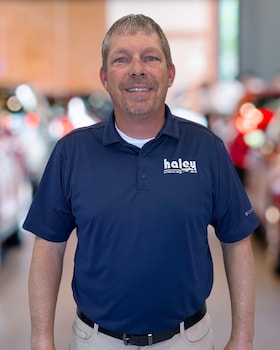 Staff member Steven Helms from 49eefc2e20f8