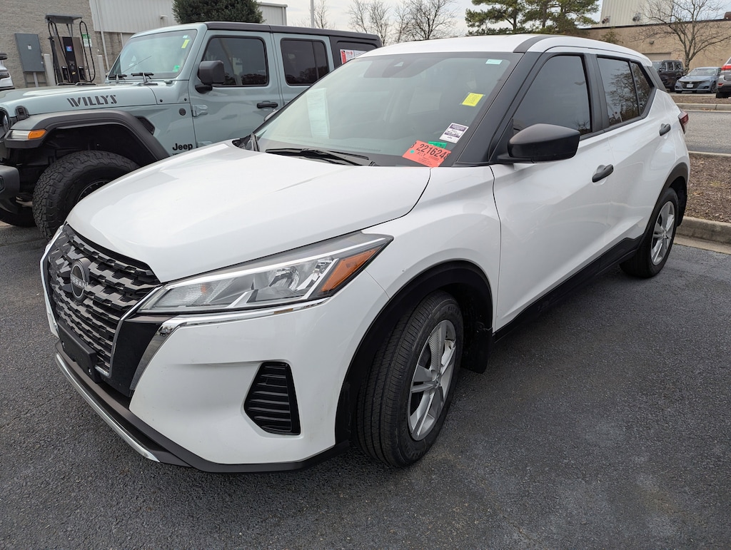 Used 2024 Nissan Kicks S SUV