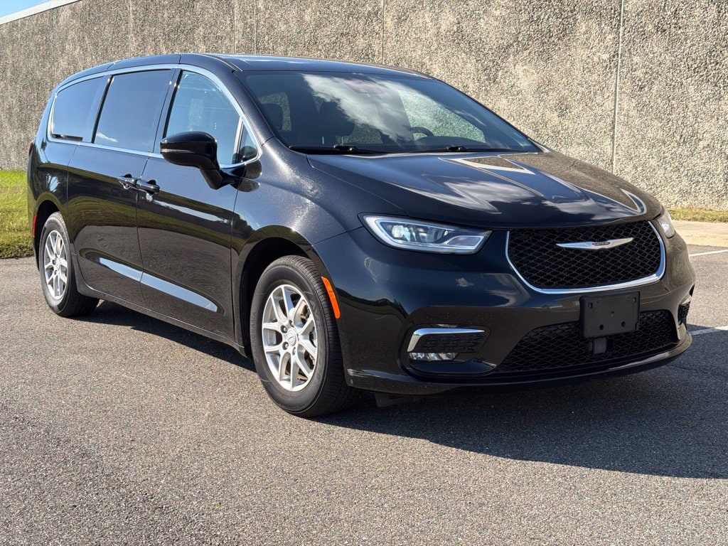 2025 Chrysler Pacifica