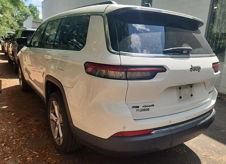 2021 Jeep Grand Cherokee Limited photo 3