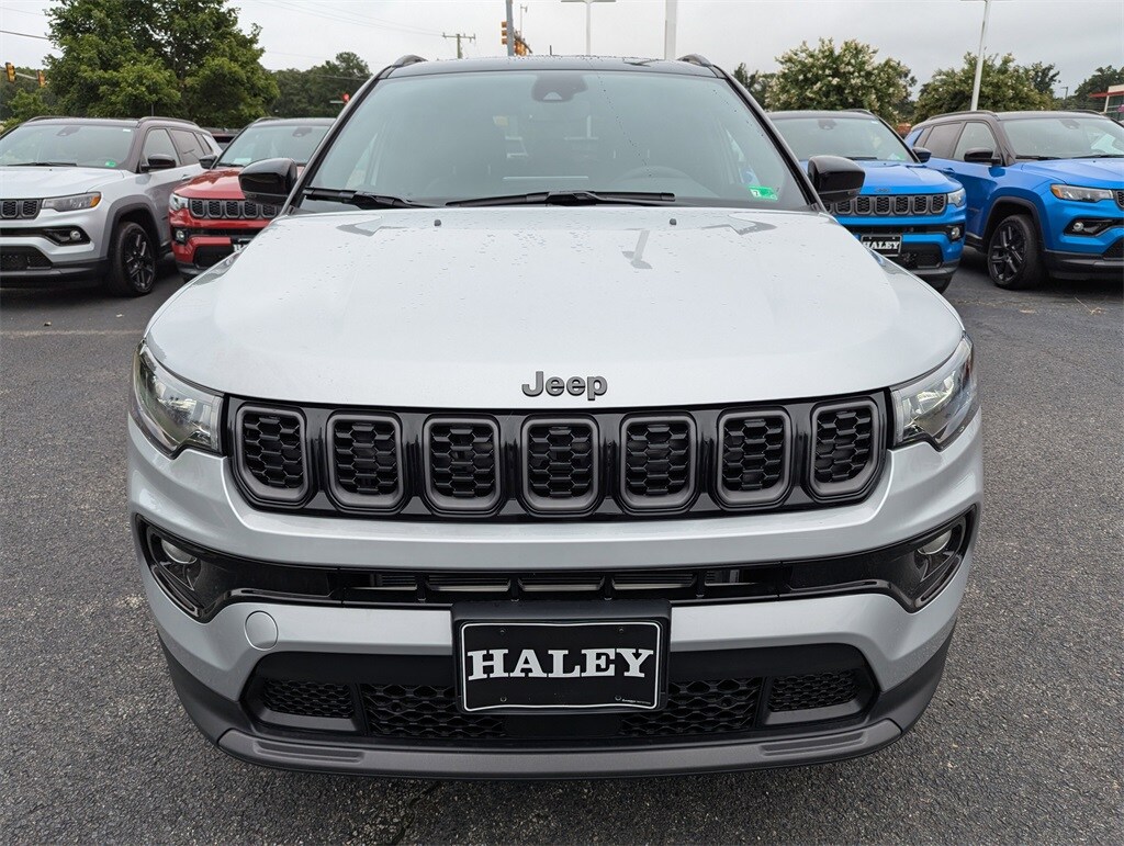 2025 Jeep Compass Limited photo 3
