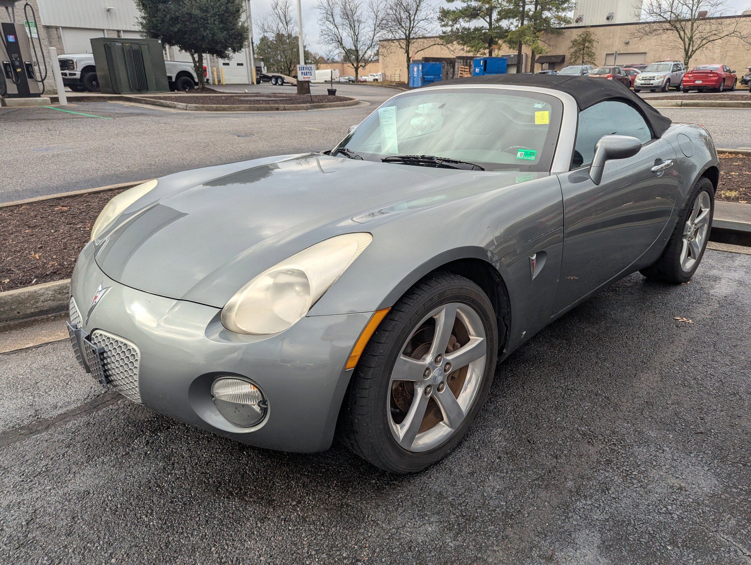 2007 Pontiac Solstice Base Convertible photo 3