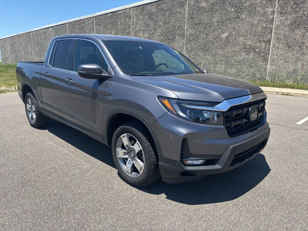 2025 Honda Ridgeline RTL AWD's photo