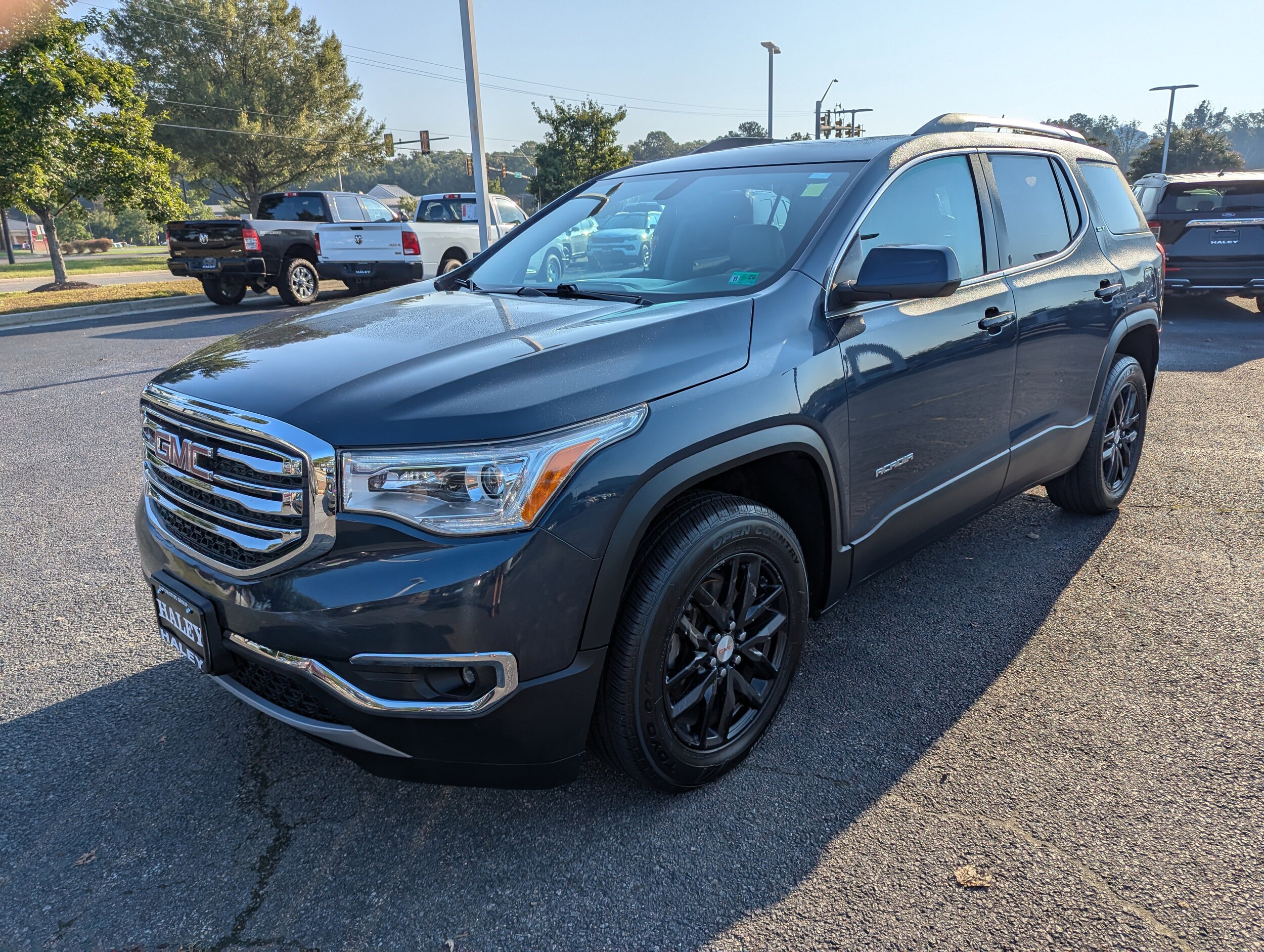 2019 Gmc Acadia SLT photo 4
