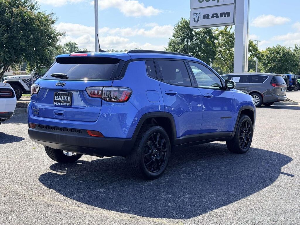 Certified 2025 Jeep Compass Latitude SUV