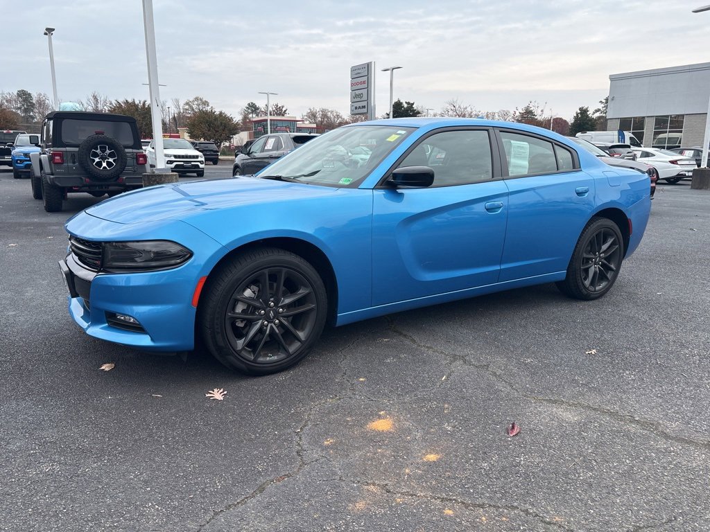 2023 Dodge Charger SXT AWD photo 3