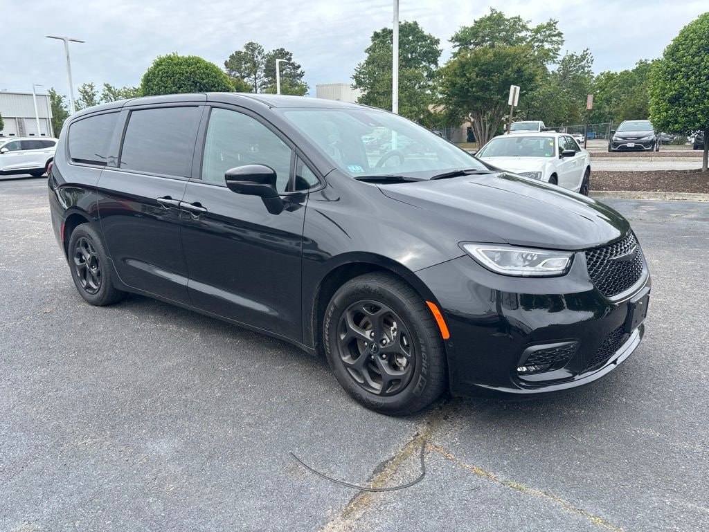 2023 Chrysler Pacifica Hybrid