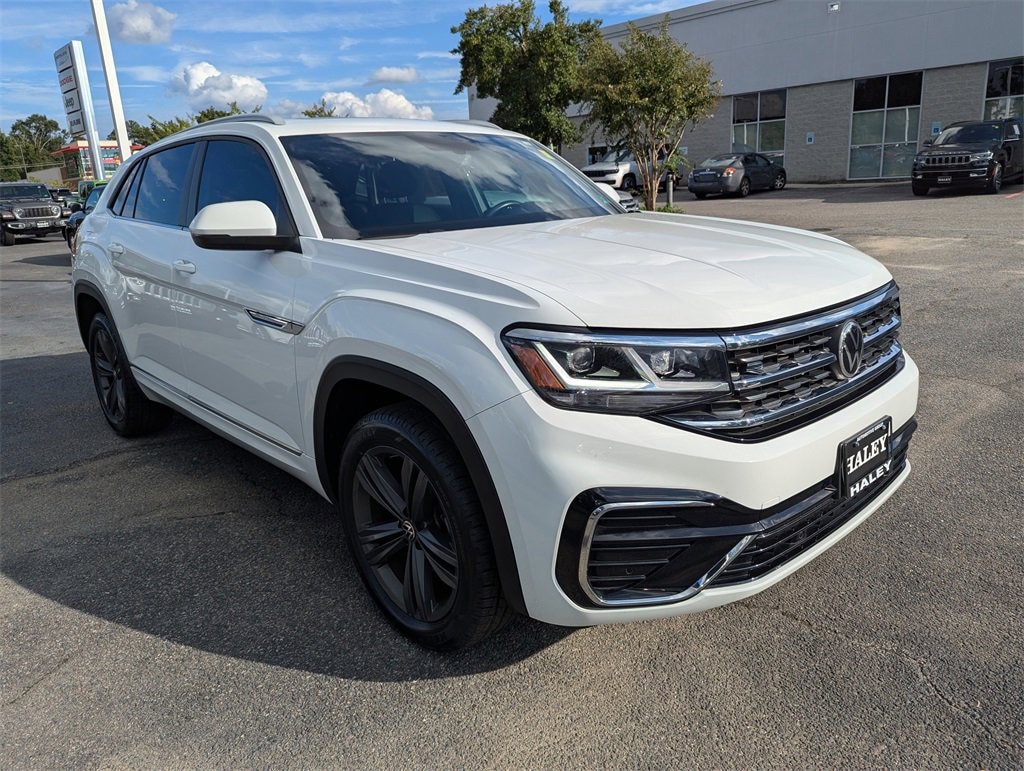 Used 2020 Volkswagen Atlas Cross Sport 3.6L V6 SE w/Technology R-Line 3.6L V6 SE w/Technology R-Line 4MOTION