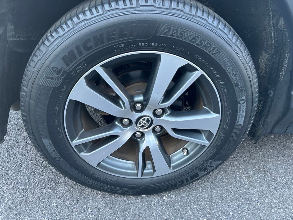 Used 2017 Toyota RAV4 XLE SUV