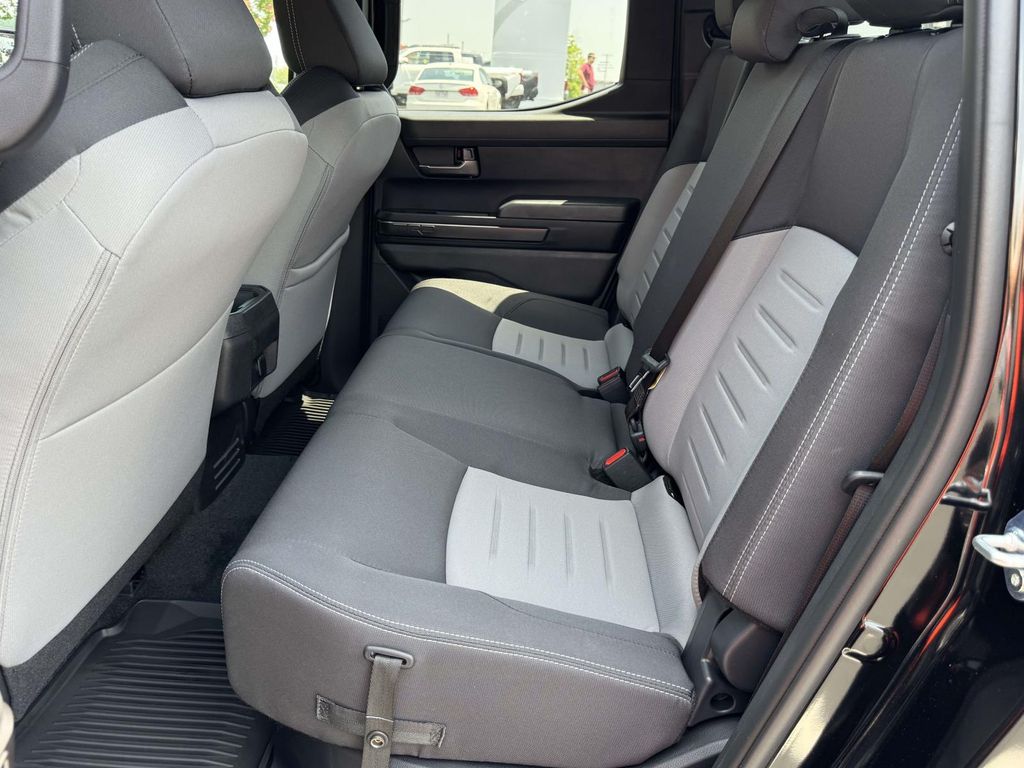 2026 Toyota Tacoma TRD Off Road - Photo 18