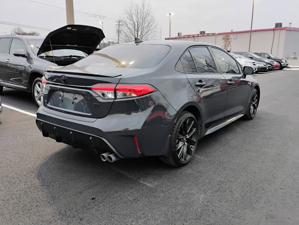 2024 Toyota Corolla SE photo 3