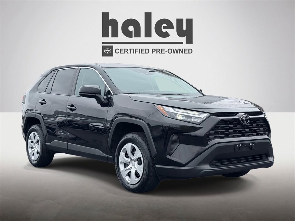 Used 2024 Toyota RAV4 LE SUV