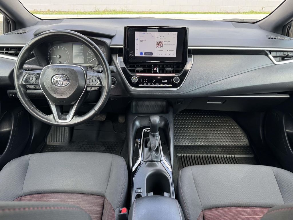 Used 2025 Toyota Corolla SE Sedan