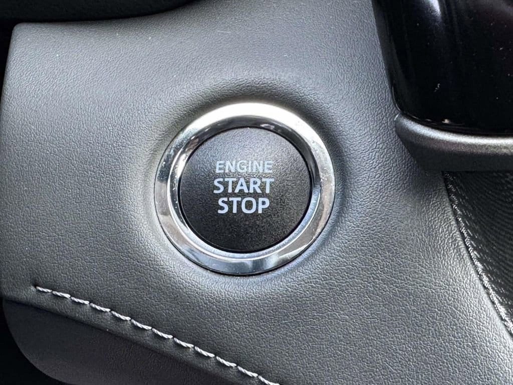 2022 Toyota Highlander L - Photo 9