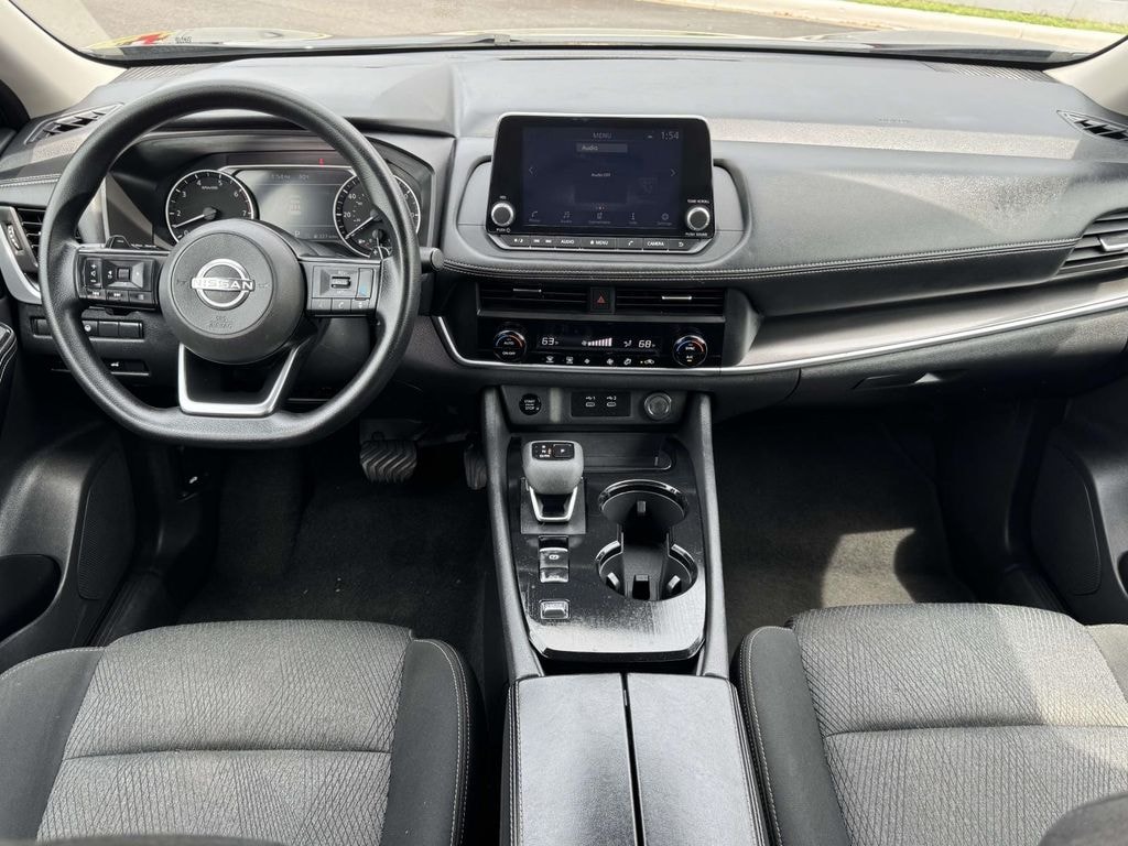Used 2024 Nissan Rogue SV SUV