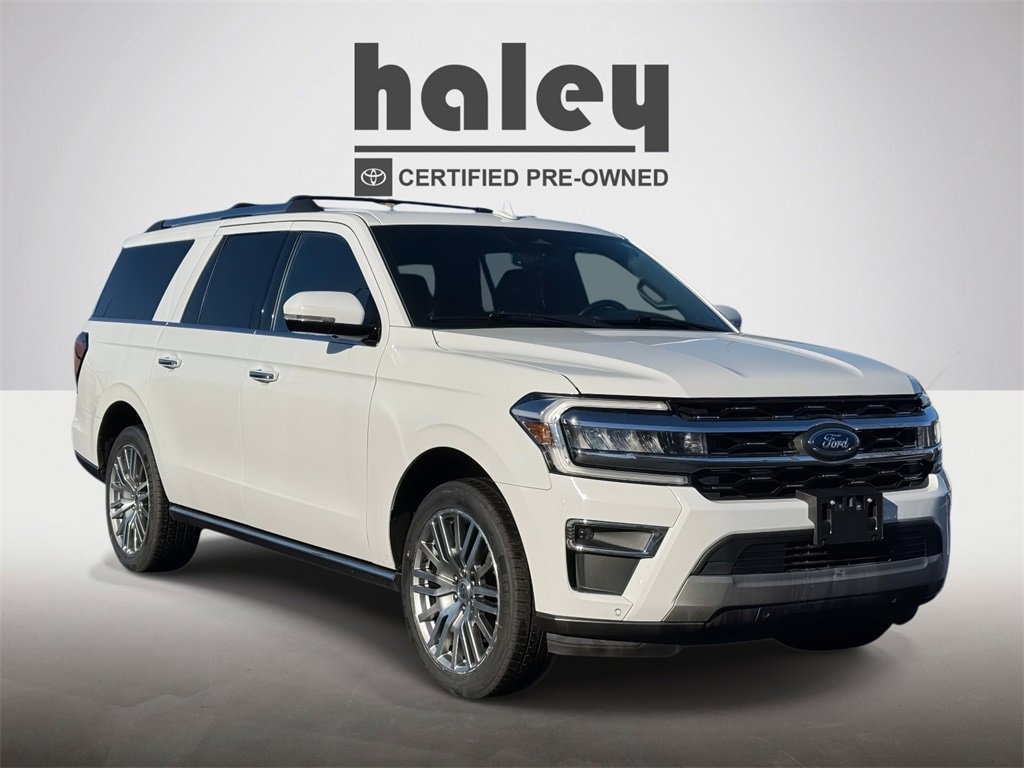 2024 Ford Expedition Limited's photo