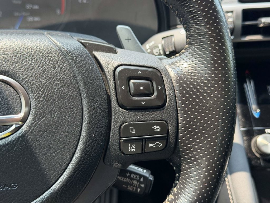 2021 Lexus IS 350 F SPORT - Photo 10