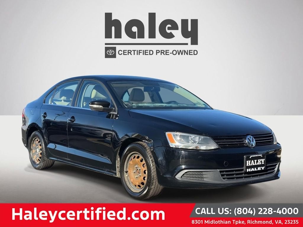 Used 2013 Volkswagen Jetta 2.5L SE Sedan