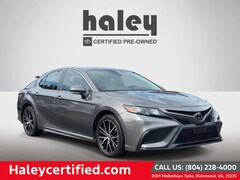 2022 Toyota Camry SE Sedan