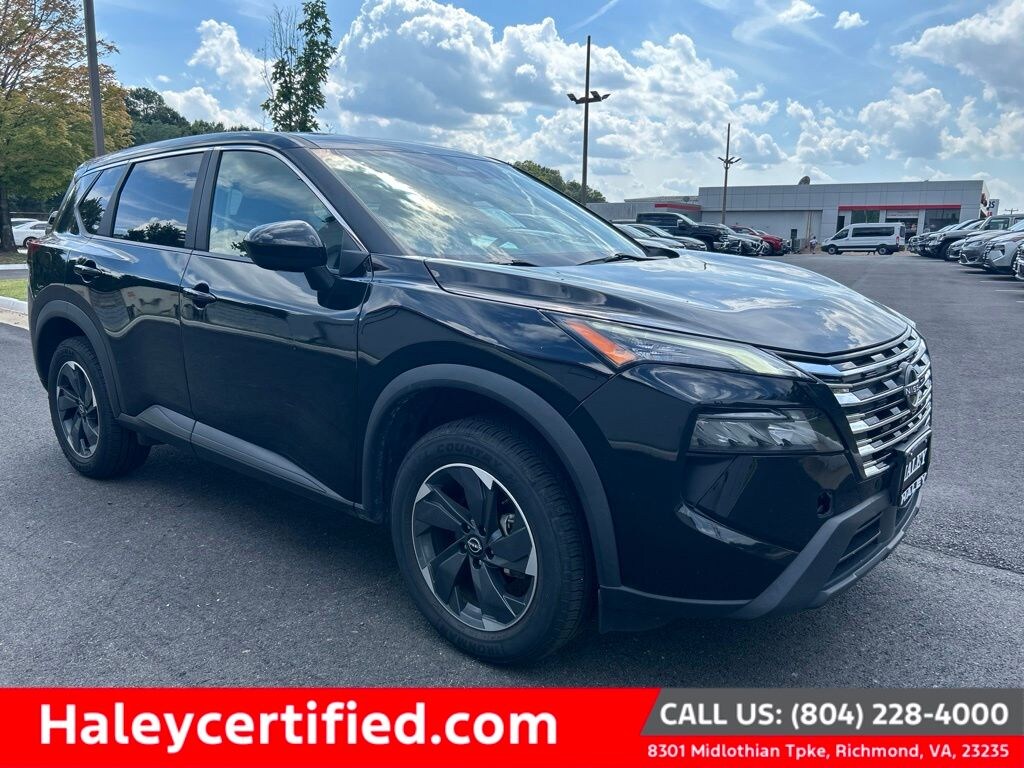 Used 2024 Nissan Rogue SV SUV