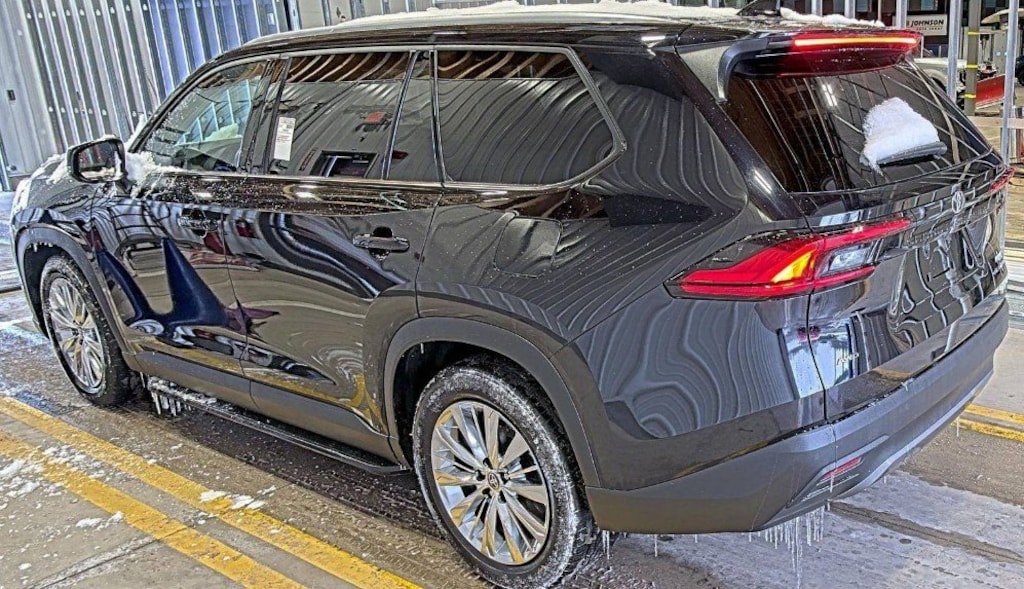 Used 2024 Toyota Grand Highlander Platinum SUV