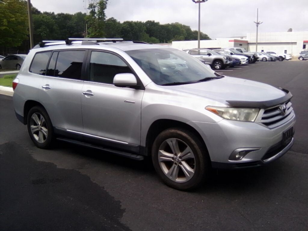 Used 2013 Toyota Highlander Limited SUV