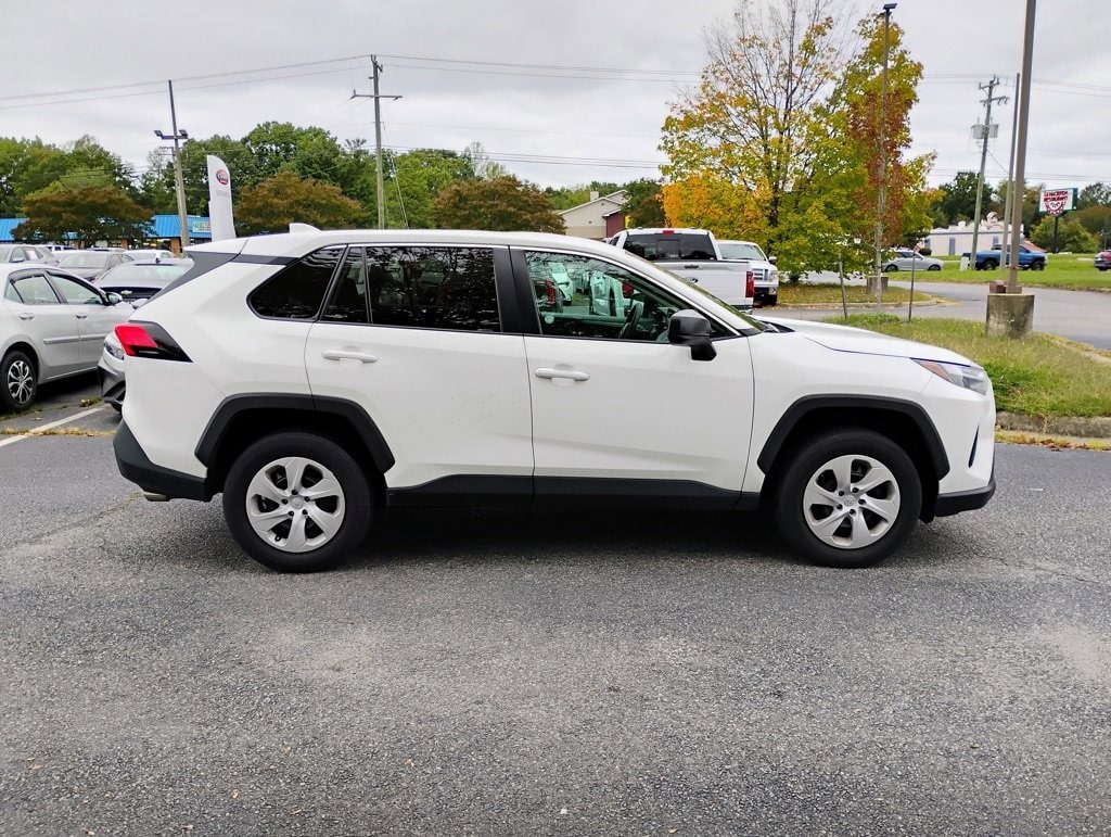 Used 2024 Toyota RAV4 LE with VIN 2T3H1RFV1RW323103 for sale in Northfield, Minnesota