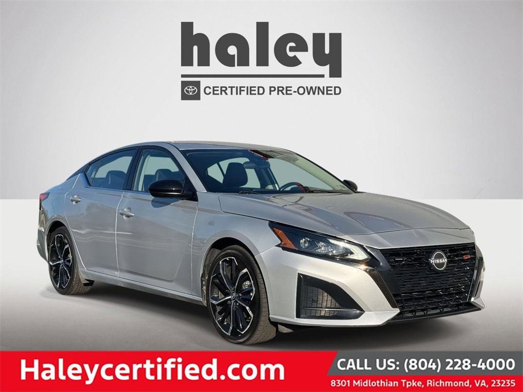 2023 Nissan Altima SR
