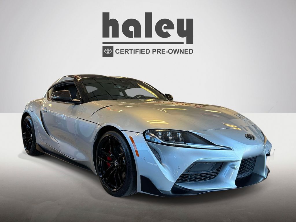 2020 Toyota Supra Premium's photo