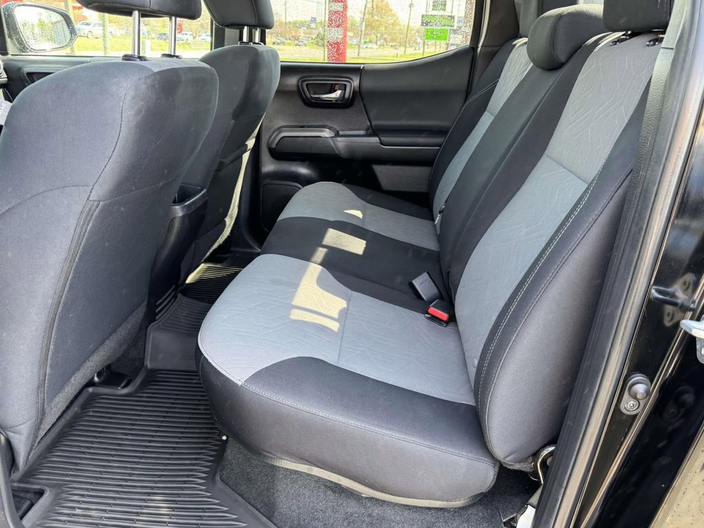 2023 Toyota Tacoma TRD Sport - Photo 17