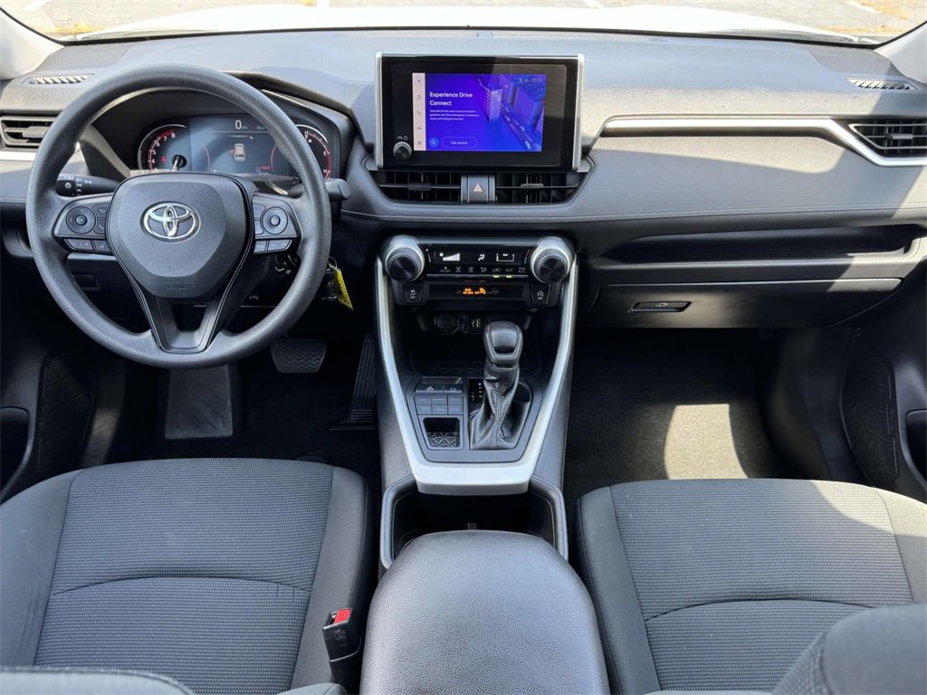 2024 Toyota RAV4 LE photo 2