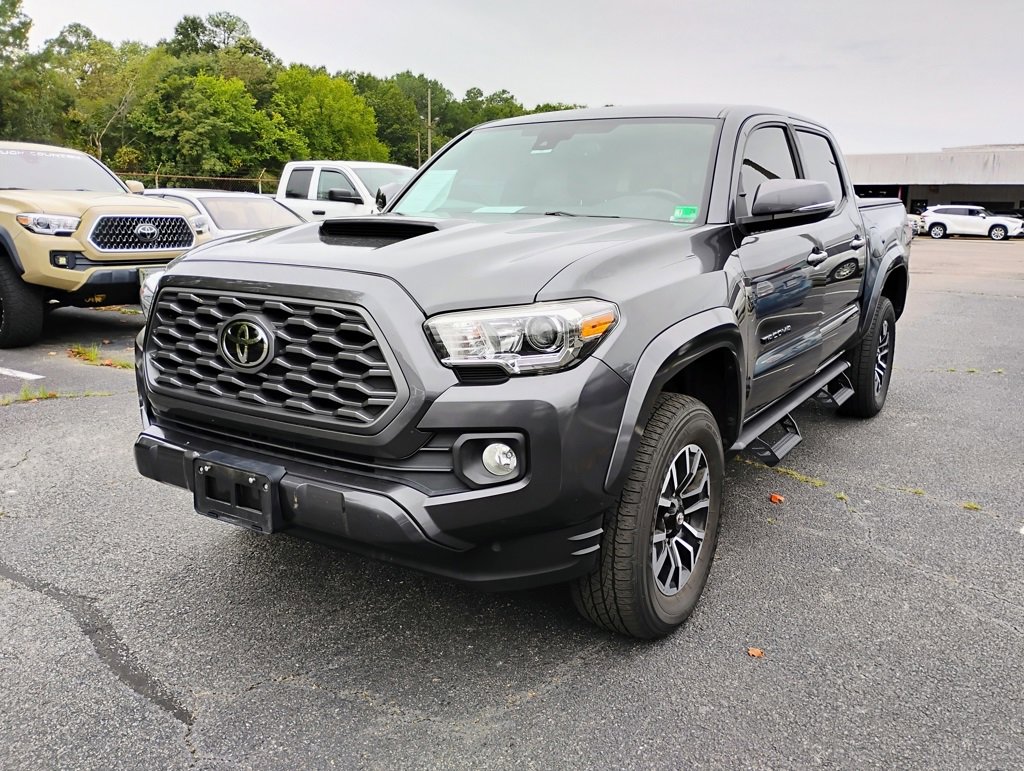 2020 Toyota Tacoma TRD Sport photo 4