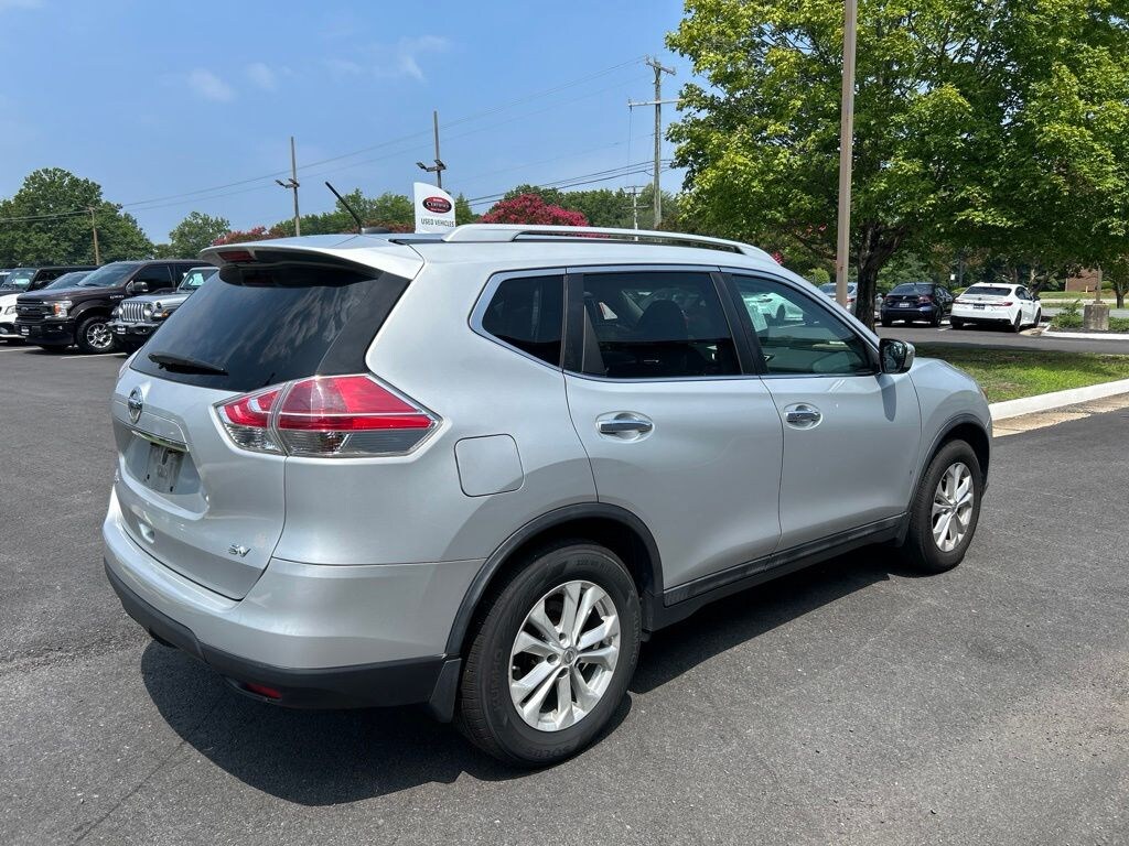 Used 2016 Nissan Rogue SV SUV