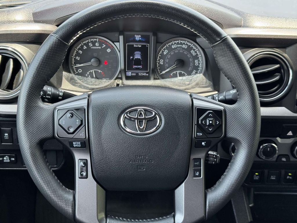 2023 Toyota Tacoma TRD Sport - Photo 11